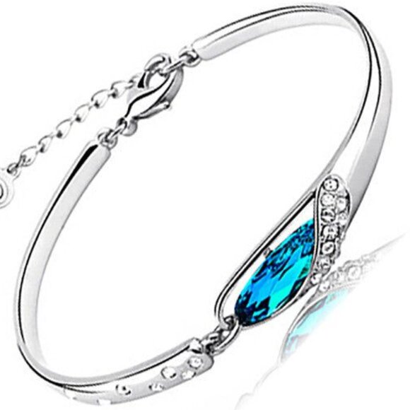 Simply Elegant Ocean Blue Silver Bracelet - Picture 2 of 8